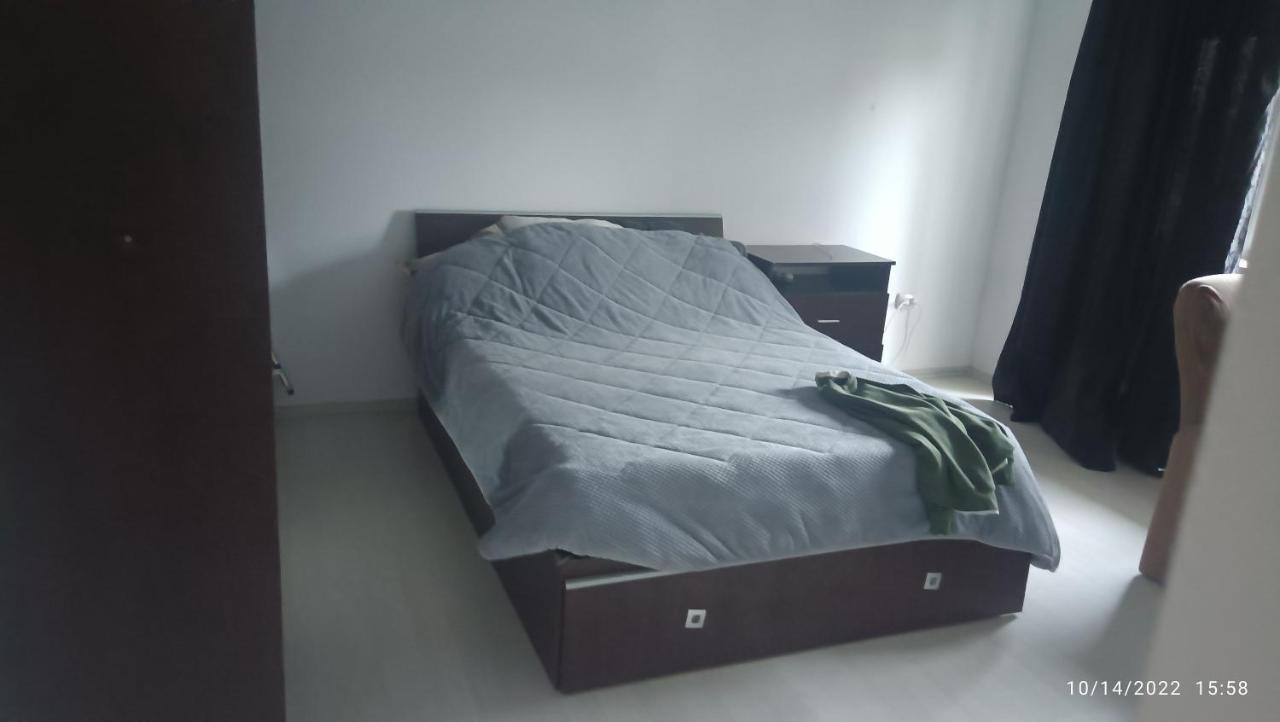 Apartament 3 Beds Lägenhet Dudu Exteriör bild
